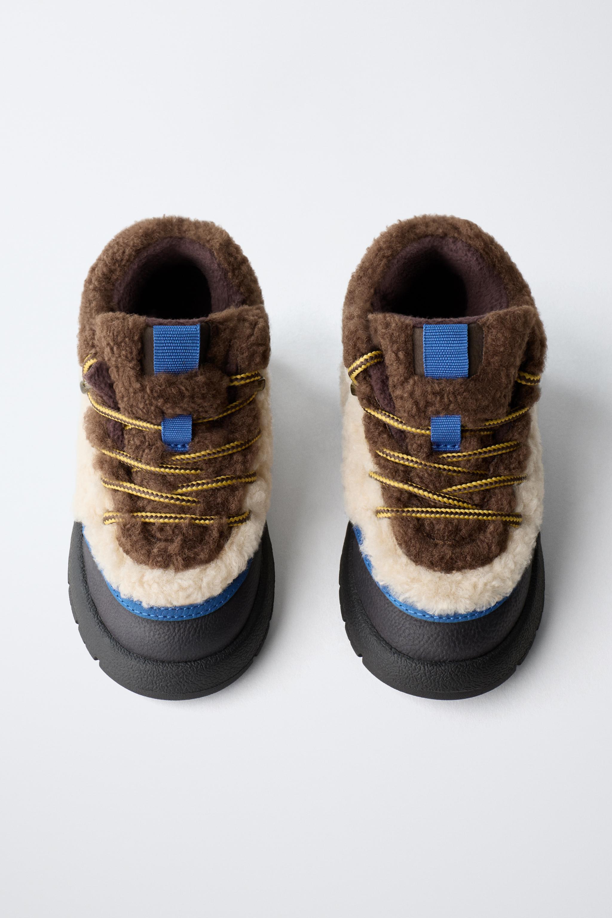 SHEARLING BOOTS
